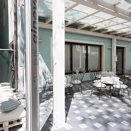 Hotel Ginevra *