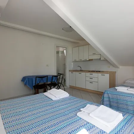Hotel Ginevra Cattolica